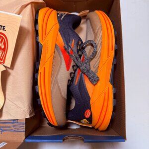 Brooks Cascadia 16 Trail shoes - women 7.5